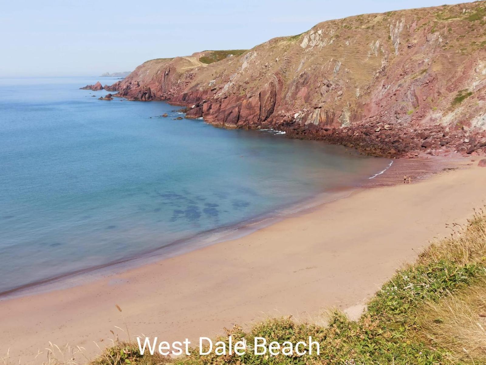 Holiday Home In Dale, Pembrokeshire 客房 照片